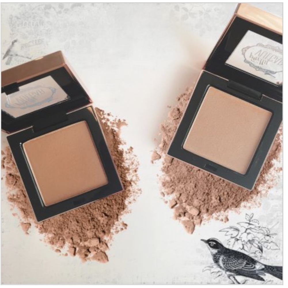 ***PRETTY VULGAR BRONZER AND POWDER BRUSH SET***